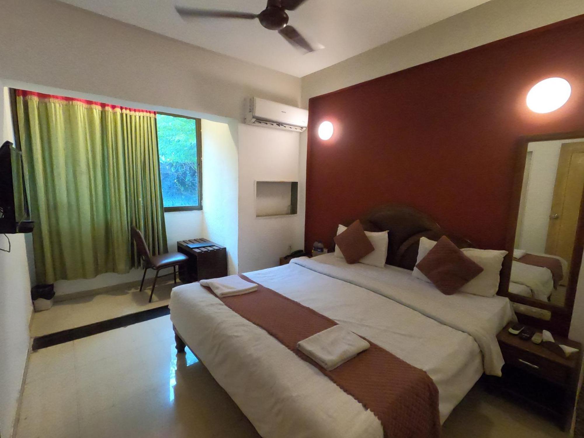 Hill Forest Resort Lonavala Εξωτερικό φωτογραφία