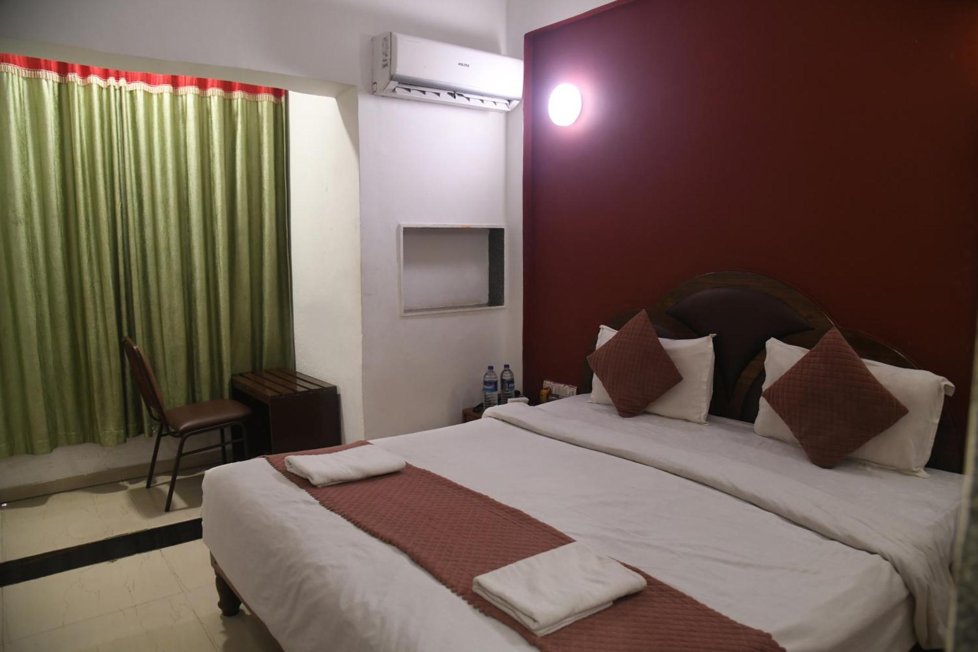 Hill Forest Resort Lonavala Εξωτερικό φωτογραφία
